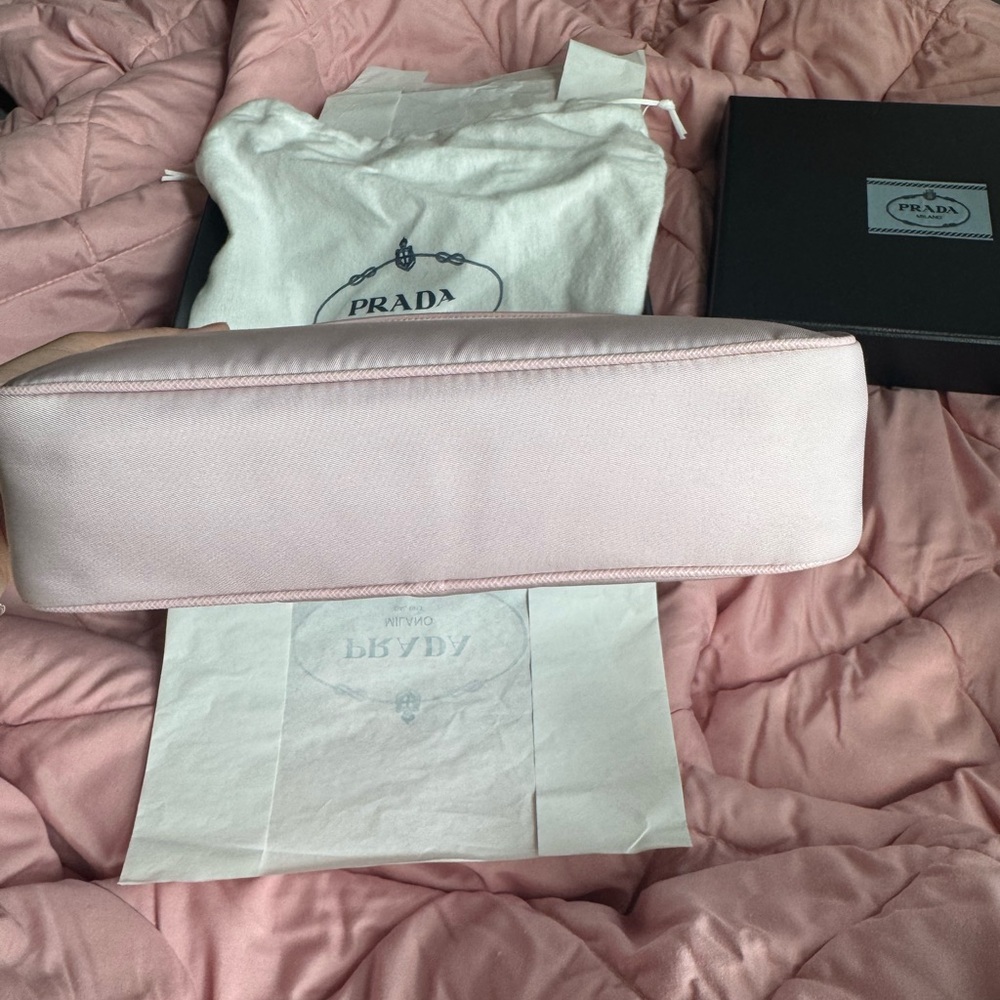 Prada Re-Edition 2005 Re-Nylon and Saffiano mini bag - Picture 5 of 10